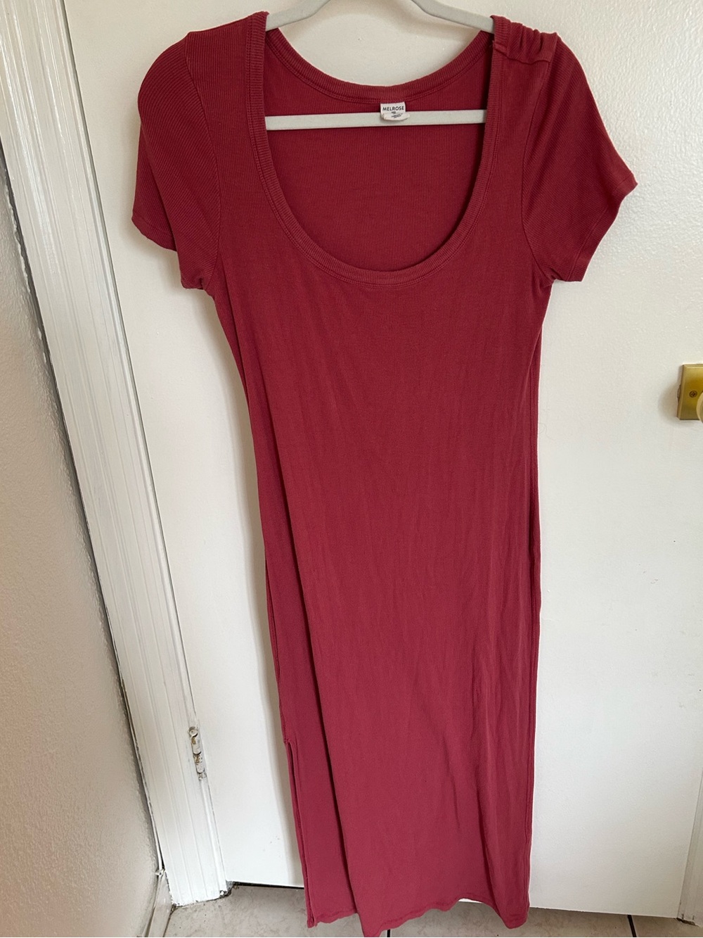 Melrose and Market Scoop Neck Short Sleeve Maxi Dress in Wine